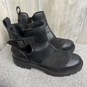 UGG Stockton Black Leather Moto Boots Sz 10